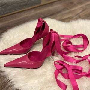 Aldo NWOT leather pointed toe stilettos lace up 8